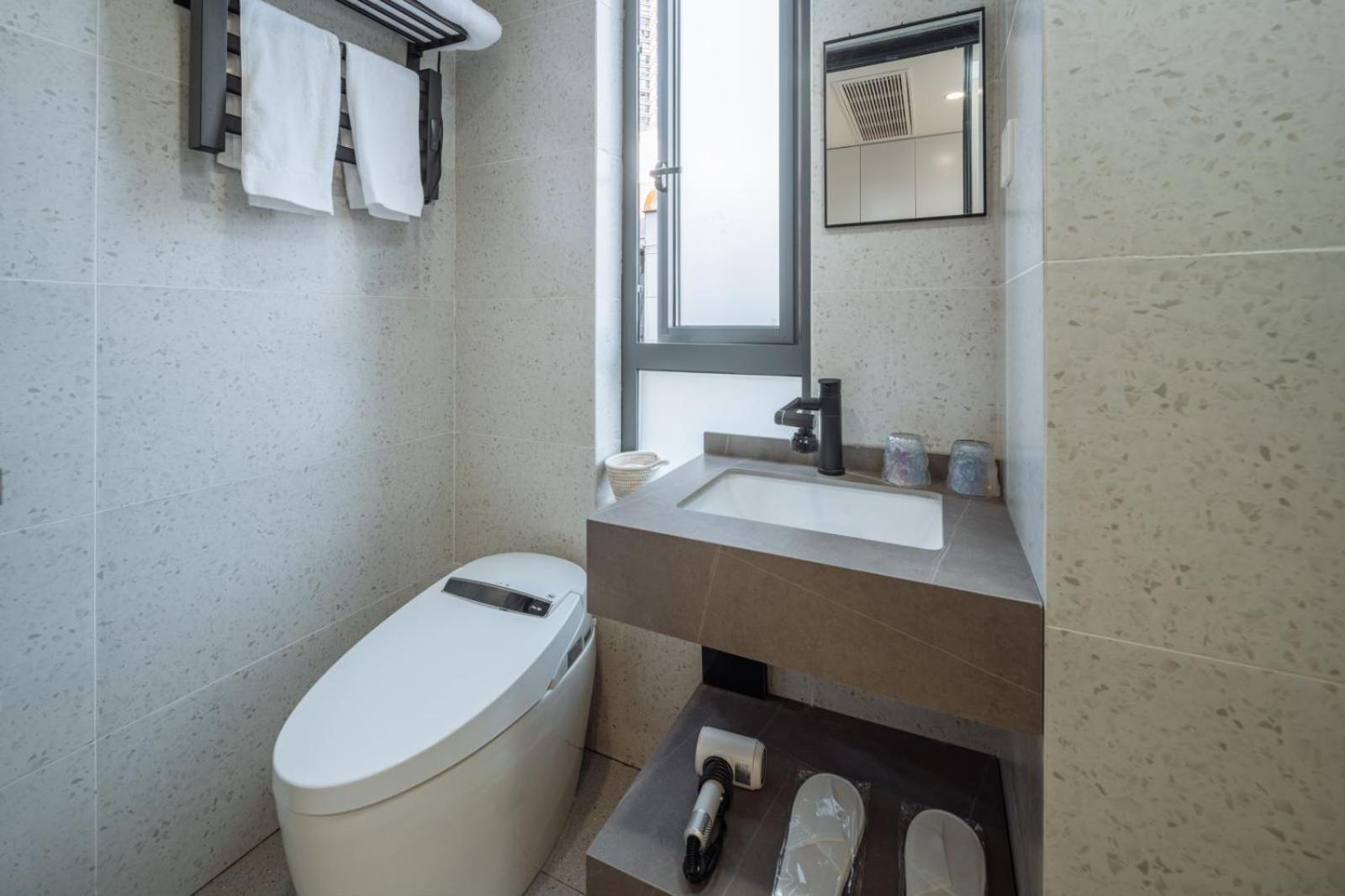 Ketangjian Hotel - Shanghai Railway Station Baoshan Road Subway Station מראה חיצוני תמונה