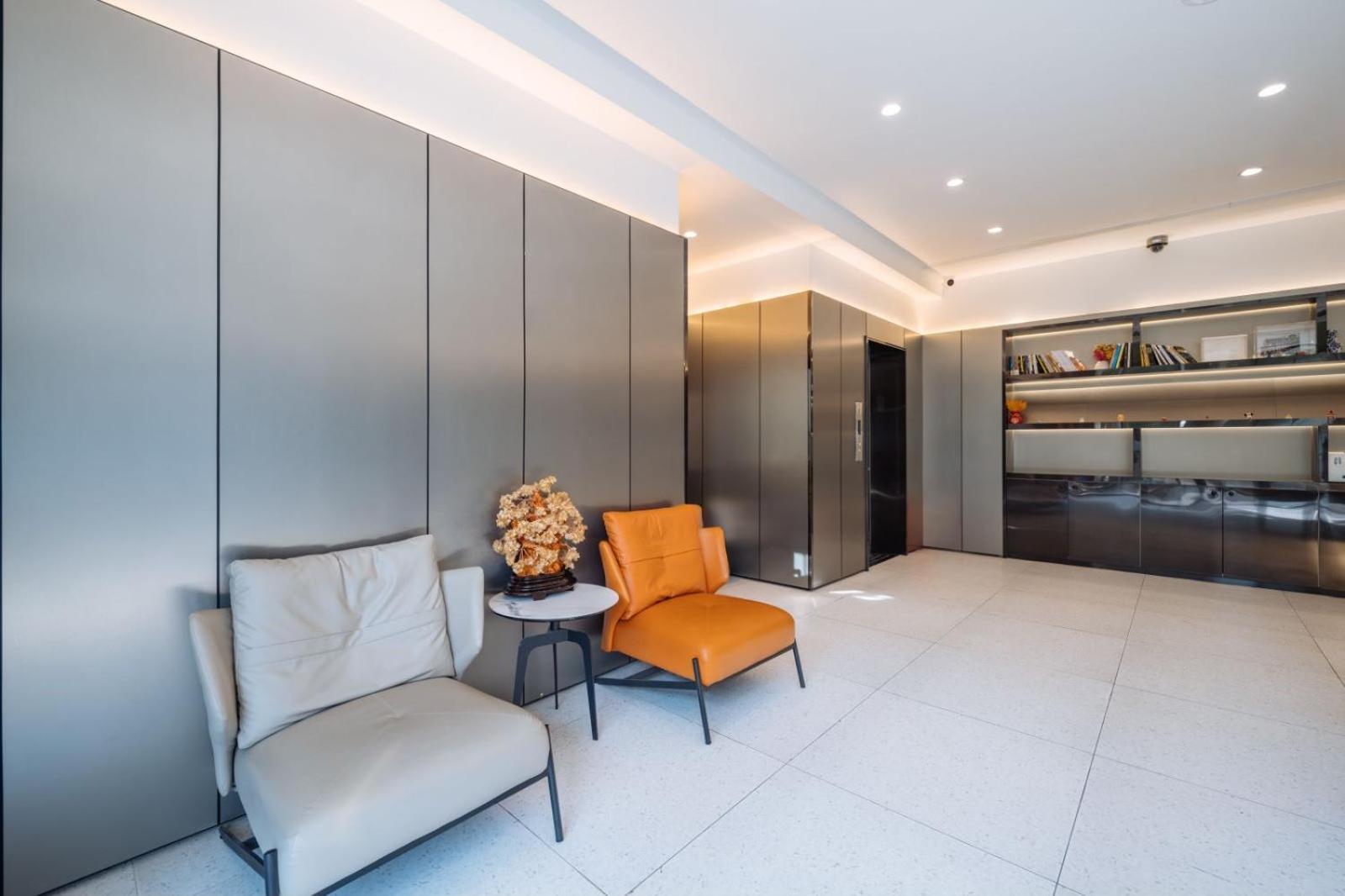Ketangjian Hotel - Shanghai Railway Station Baoshan Road Subway Station מראה חיצוני תמונה